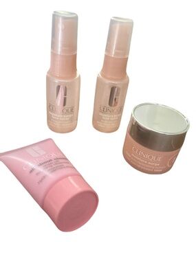 Clinique Moisture Surge Mini Set - Pink Peach Packaging